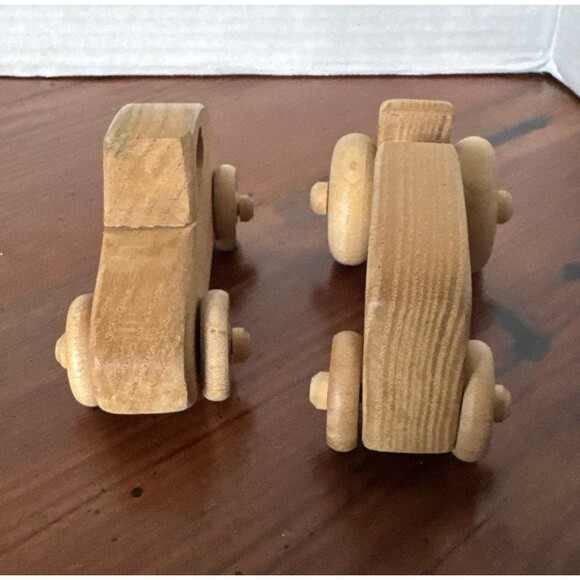 2 Wooden Vehicles 1 Wooden Tractor And 1 Car Wood Toy Collectible - Picture 3 of 8